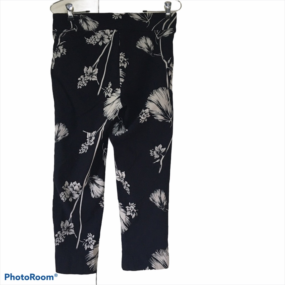 ARIANNE Printed Pull-On Capri Color Navy-Blue Size Large